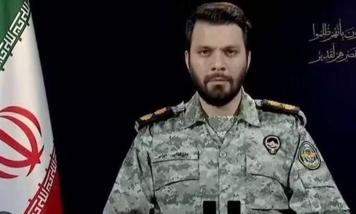 Theo hãng thông tấn IRNA, Trung tá Ebrahim Zolfaqari, phát ngôn viên Bộ tư lệnh Trung tâm Khatam al-Anbiya của Iran, cảnh báo Tehran sẽ phản ứng quyết liệt hơn nếu quân đội Mỹ tiếp tục những hành động mà nước này cho là "hung hăng".