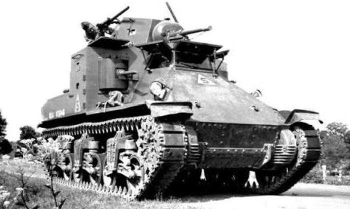 Đến năm 1939, thiết kế này được tiêu chuẩn hóa thành M2 Medium và bắt đầu được sản xuất. Đây là dấu mốc quan trọng vì Mỹ cuối cùng đã có một mẫu xe tăng hạng trung được đưa vào sản xuất thay vì chỉ dừng ở nguyên mẫu.