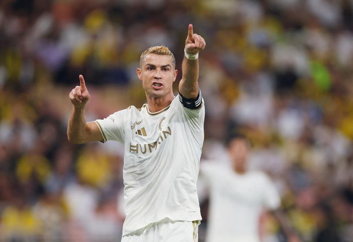  Ronaldo không thể ghi bàn trong ngày Al Nassr nhận thất bại đầu tiên tại Saudi Pro League 2026/27. 