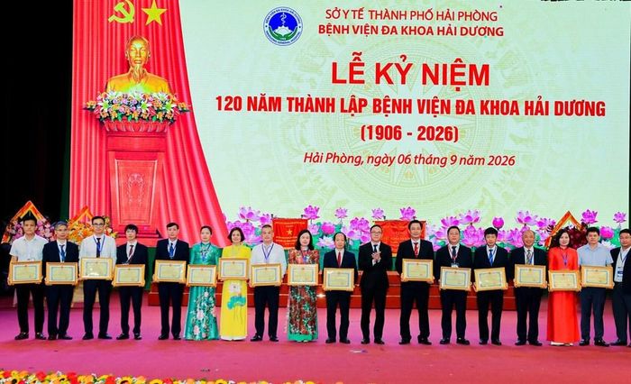 Bệnh viện đa khoa Hải Dương kỉ niệm 120 năm thành lập