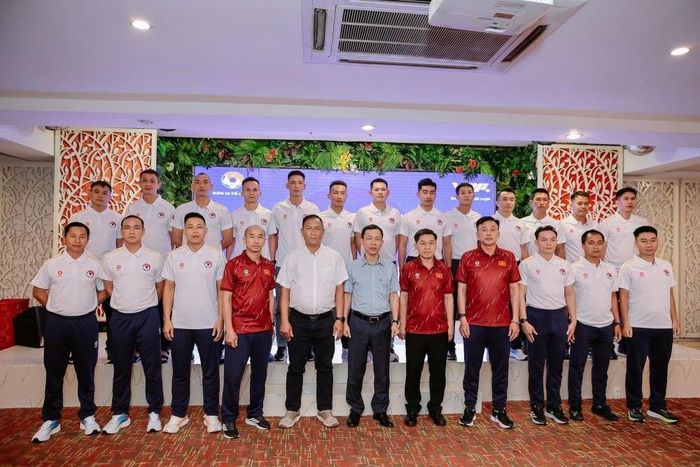 Các học viên sẽ tham gia kiểm tra lý thuyết và kiểm tra thể lực theo chương trình tập huấn vào ngày 7.9