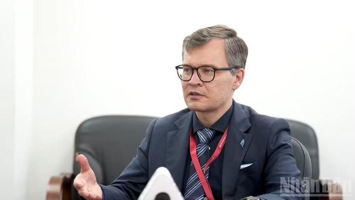 Ông Evgeny Vlasov đề xuất nhiều giải pháp thúc đẩy quan hệ Việt-Nga. (Ảnh: THANH THỂ)