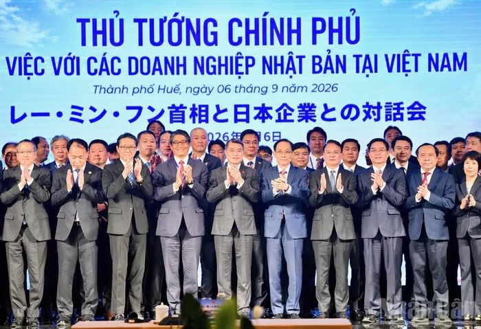 Thủ tướng Chính phủ Lê Minh Hưng và các tập đoàn, doanh nghiệp Nhật Bản tham dự cuộc làm việc. (Ảnh: THANH GIANG)