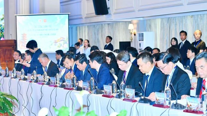 Lãnh đạo các bộ, ngành Trung ương tham dự cuộc làm việc. (Ảnh: THANH GIANG)