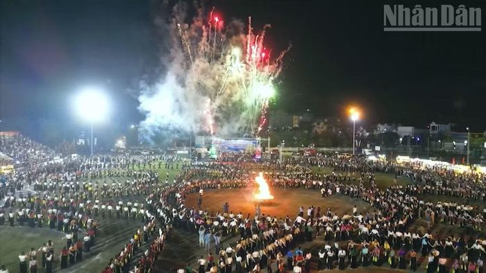 Tết Độc lập tại xã Than Uyên được duy trì và phát huy trở thành dịp lễ hội lớn của tỉnh Lai Châu.