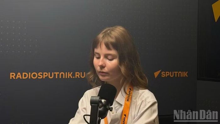 Nhà báo Ekaterina Makarova.