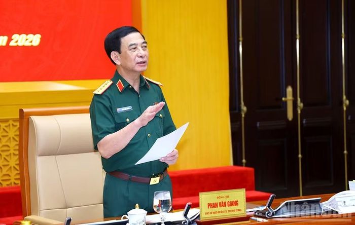 Đại tướng Phan Văn Giang chủ trì hội nghị.