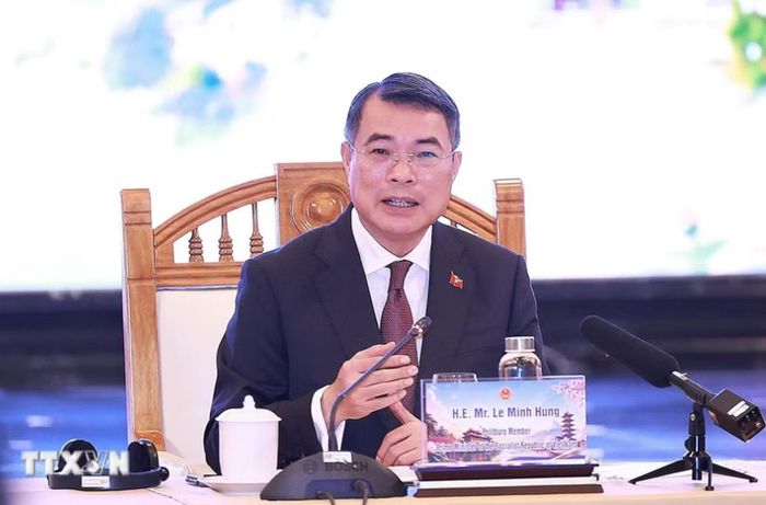Thủ tướng Lê Minh Hưng phát biểu tại buổi làm việc với các doanh nghiệp Nhật Bản tại Việt Nam. 