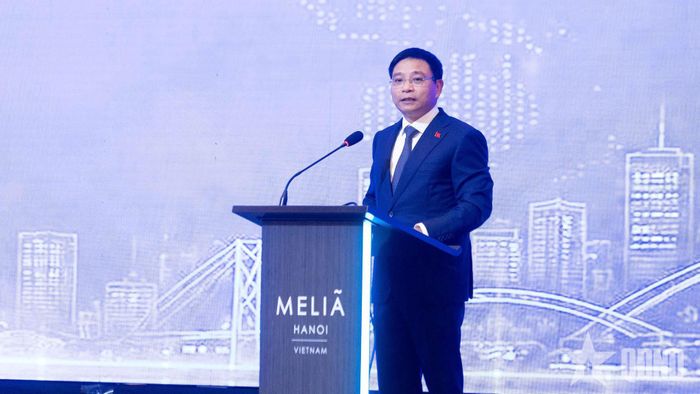 Phó thủ tướng Nguyễn Văn Thắng phát biểu tại diễn đàn. Ảnh: VIỆT TRUNG