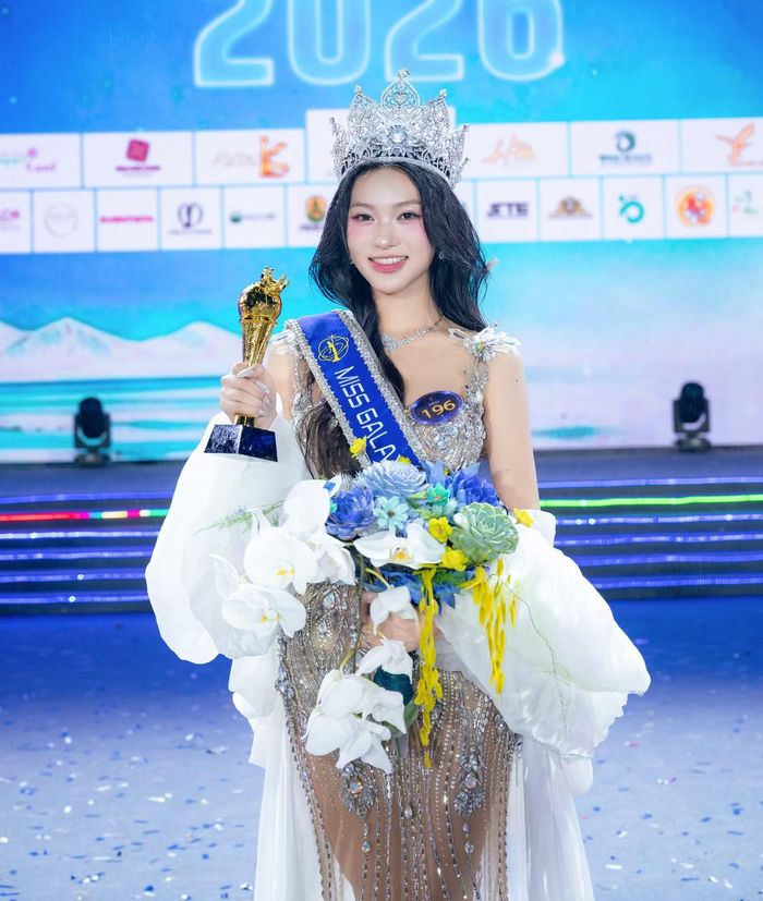 Dương Phương Thảo trở thành 'Miss Galaxy Vietnam 2026'.