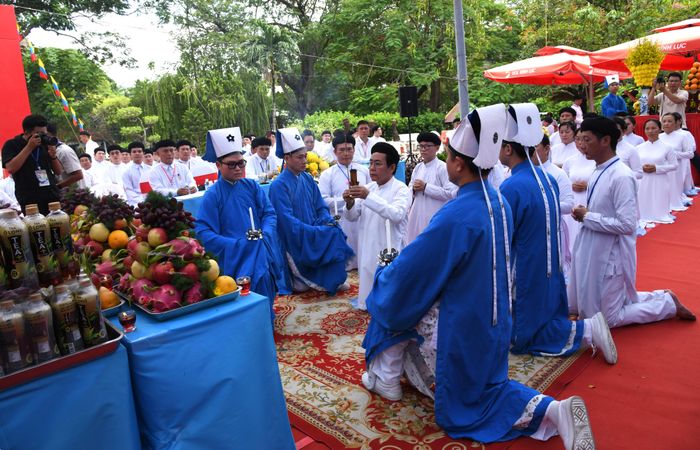 Nghi thức dâng hoa, dâng hương tại lễ cầu siêu