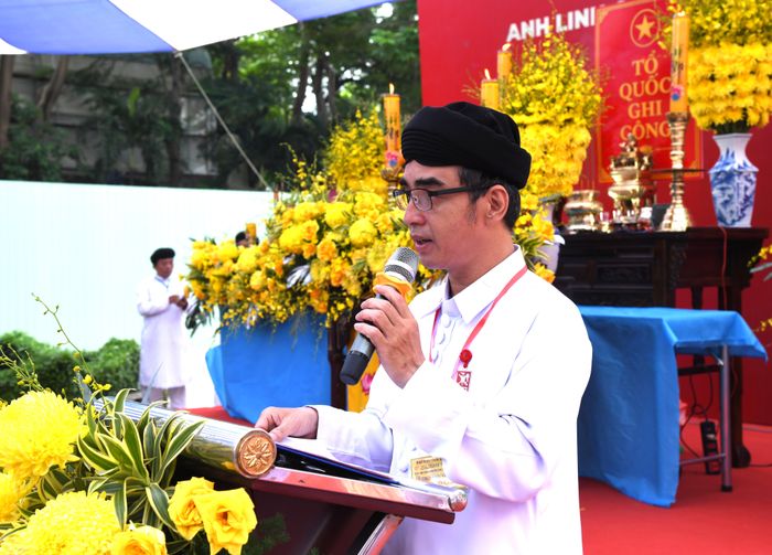 Giáo hữu Ngọc Quyền Thanh, Cai quản Họ đạo Cao Đài Chợ Lớn phát biểu tại lễ cầu siêu