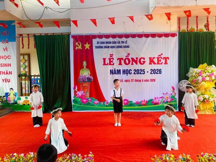 Trẻ mầm non Trường Mầm non Lương Năng.