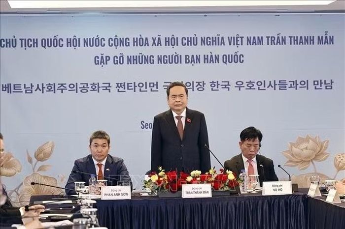 Chủ tịch Quốc hội Trần Thanh Mẫn phát biểu tại cuộc gặp gỡ những người bạn Hàn Quốc. Ảnh: Doãn Tấn/TTXVN