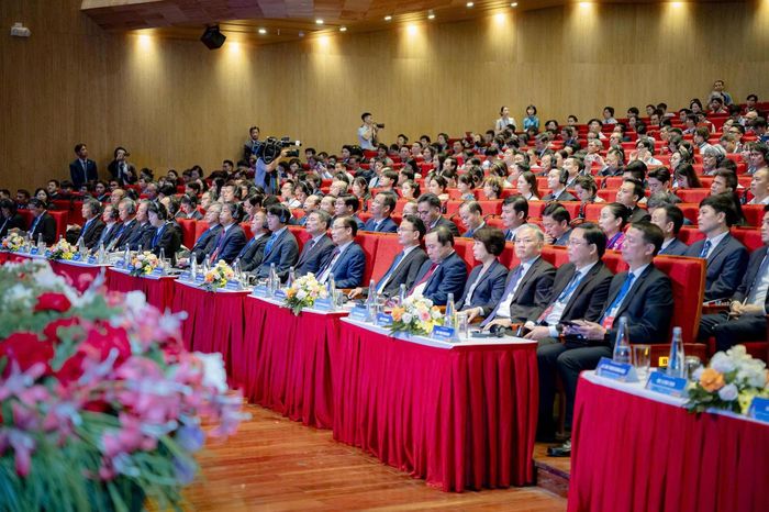 Các đại biểu dự diễn đàn. (Ảnh: L.H)