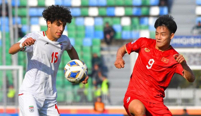 U20 Việt Nam trong trận thua U20 Iran ở VCK châu Á 2023