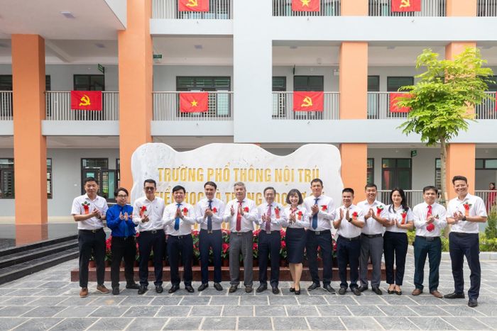 Trường Phổ thông nội trú TH&THCS PETROVIETNAM - Phong Thổ là một "mắt xích" trong chiến lược đầu tư cho con người tại khu vực biên giới.