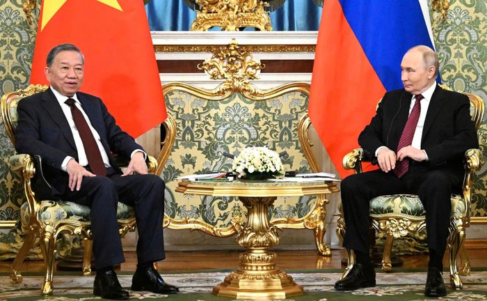 Tổng Bí thư, Chủ tịch nước Tô Lâm gặp Tổng thống Nga Vladimir Putin hồi tháng 5/2025. Ảnh: Điện Kremlin
