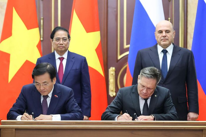 Việt Nam và Nga ký kết Hiệp định về hợp tác xây dựng Nhà máy điện hạt nhân trên lãnh thổ Việt Nam hồi tháng 3/2026. Ảnh: Nhật Bắc