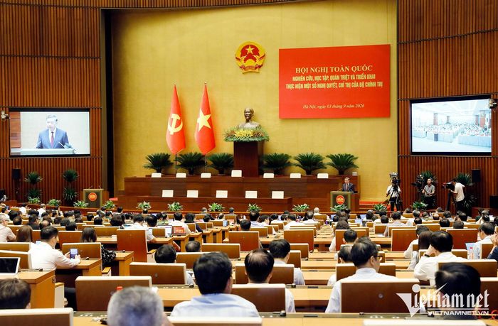 Hội nghị toàn quốc nghiên cứu, học tập, quán triệt và triển khai thực hiện một số nghị quyết, chỉ thị của Bộ Chính trị vào ngày 3/9 vừa qua. Ảnh: Phạm Hải