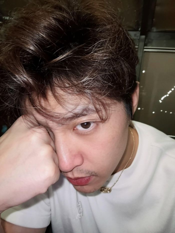 Ca sĩ Noo Phước Thịnh viết: "1 điều nhịn bằng 9 điều lành", hoa hậu Mai Phương Thúy gây chú ý khi phản hồi: "Đừng nhịn".