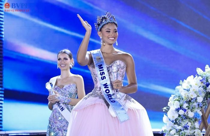 Tân Hoa hậu Thế giới 2026 Joheirry Mola Dominguez. Ảnh: NH.