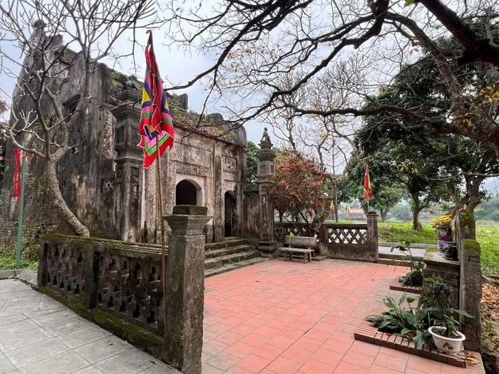 Chùa Bà Đanh hay còn gọi “Bảo Sơn Nữ” được xem là một trong những ngôi chùa đẹp và cổ kính nhất Ninh Bình nói riêng và của miền Bắc nói chung. (Ảnh: Quang Thuận)
