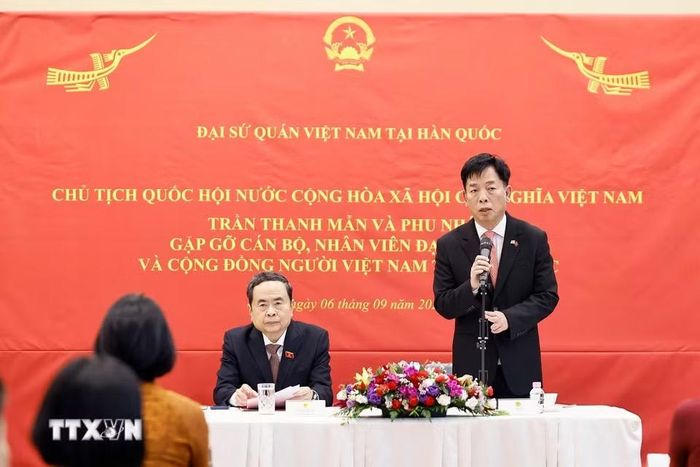 Đại sứ Việt Nam tại Hàn Quốc Vũ Hồ phát biểu. (Ảnh: Doãn Tấn/TTXVN)