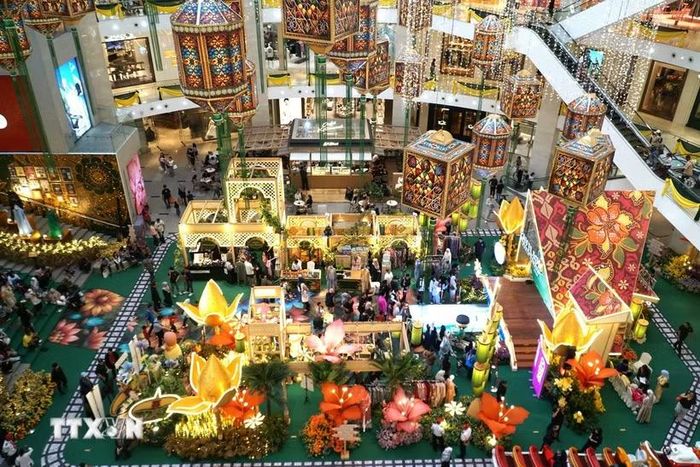 Khu trung tâm tại đại siêu thị Pavilion nhìn từ trên cao. (Ảnh minh hoạ: Hằng Linh/TTXVN)