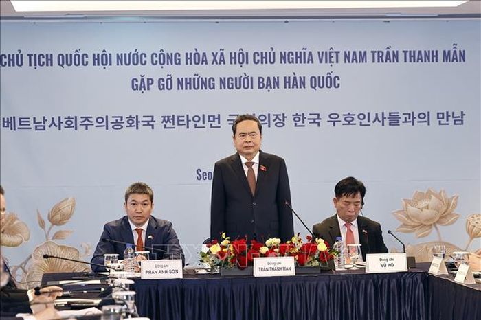 Chủ tịch Quốc hội Trần Thanh Mẫn phát biểu tại cuộc gặp gỡ những người bạn Hàn Quốc. Ảnh: Doãn Tấn/TTXVN
