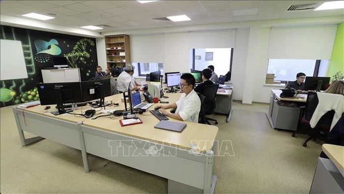 Phòng IT, nơi có đông con em người Việt làm việc. Ảnh: Văn Hiếu/PV TTXVN tại LB Nga
