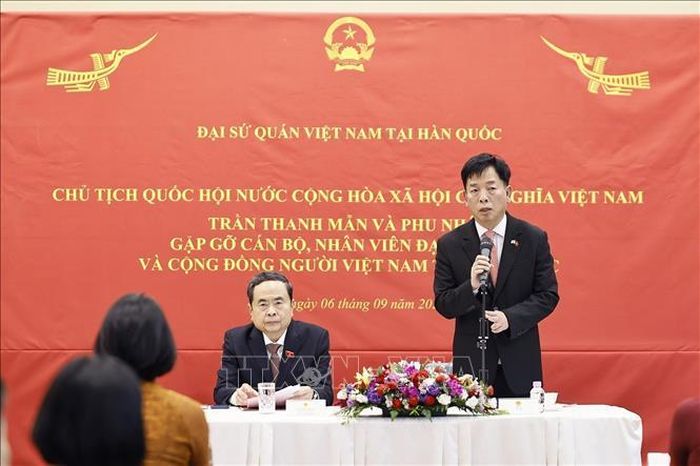 Đại sứ Việt Nam tại Hàn Quốc Vũ Hồ phát biểu. Ảnh: Doãn Tấn/TTXVN