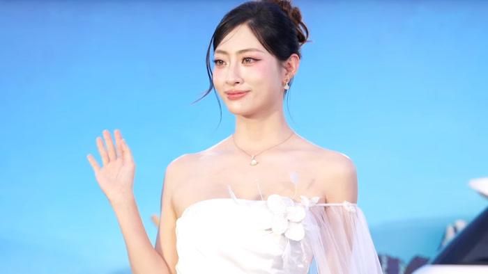Miss World Vietnam 2019 Lương Thùy Linh.
