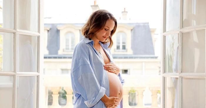 Natalie Portman đã hạ sinh con thứ ba tại Paris, Pháp vào tháng 8 vừa qua.