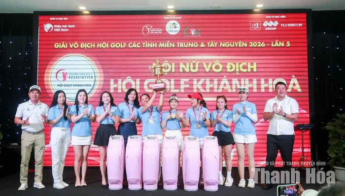 Hội Golf Khánh Hòa giành chức vô địch đồng đội nữ.