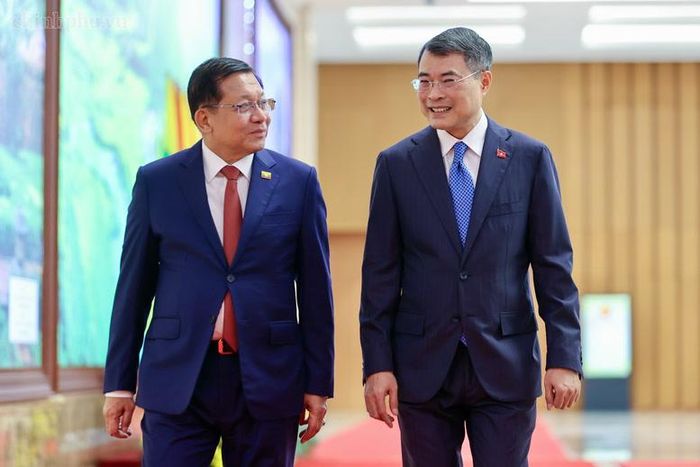 Thủ tướng Chính phủ Lê Minh Hưng chào mừng Tổng thống Min Aung Hlaing lần đầu tiên thăm Việt Nam trên cương vị mới - Ảnh: Nhật Bắc