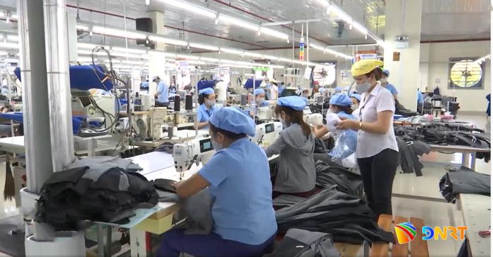 8 tháng, thành phố có gần 5.000 doanh nghiệp thành lập mới. Ảnh: GIA MINH