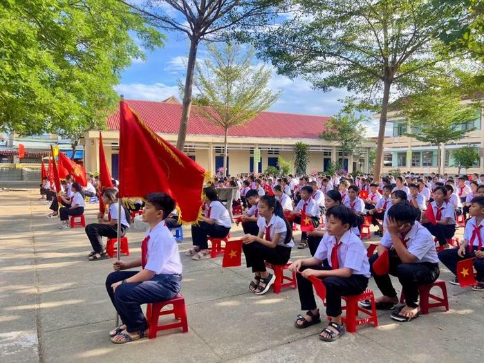 Trường THCS số 2 Bình Định hướng tới việc phát huy tốt hơn nguồn lực để nâng cao chất lượng giáo dục. Ảnh: Nguyễn Chơn