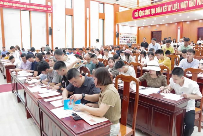 Quang cảnh buổi tiếp nhận học viên.