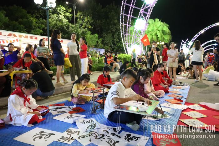 Không gian trải nghiệm viết thư pháp cho thiếu nhi
