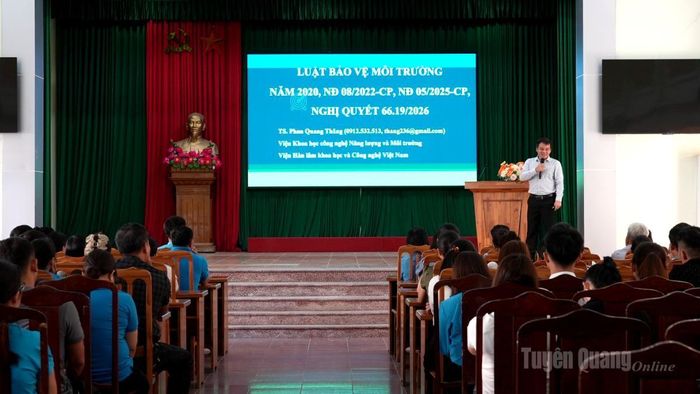Hội nghị tập huấn nâng cao nhận thức về bảo vệ môi trường và an toàn, vệ sinh lao động năm 2026.