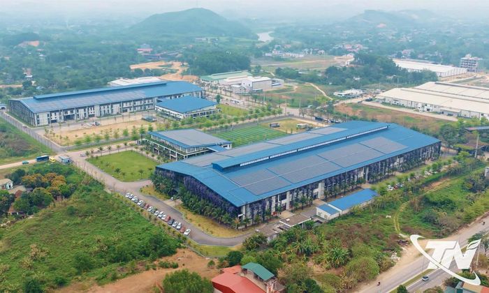 Công ty CP Đầu tư và Thương mại TNG đặt mục tiêu đến năm 2030, điện mặt trời đáp ứng khoảng 35% nhu cầu sử dụng điện phục vụ sản xuất, góp phần giảm phát thải khoảng 13.000 tấn CO2 mỗi năm.