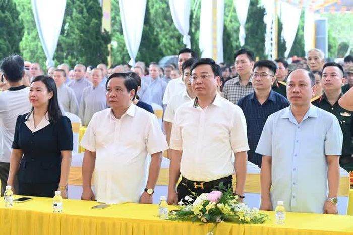 Đại diện chính quyền tỉnh Thanh Hóa tham dự