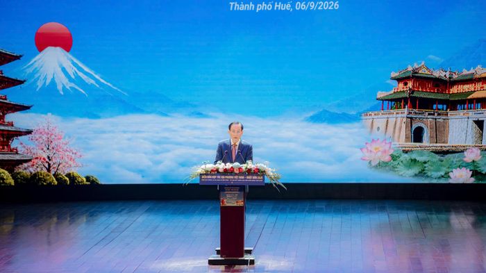 Bộ trưởng Bộ Ngoại giao Lê Hoài Trung phát biểu tại diễn đàn.