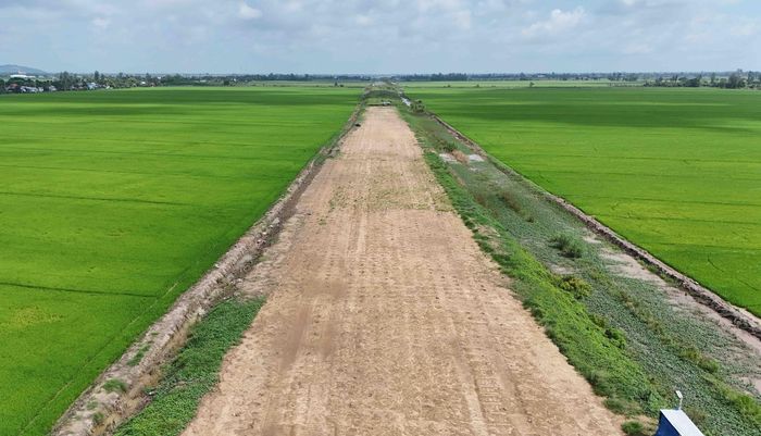 Các dự án thành phần đang thiếu đá cần phải bổ sung cho kịp tiến độ.