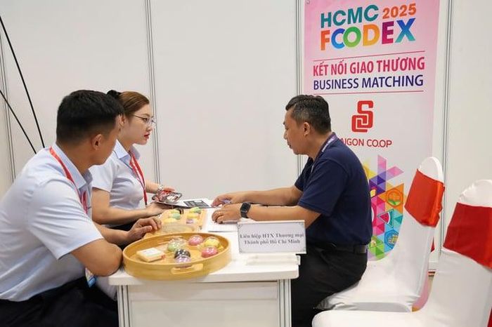 Ngay tại thị trường trong nước, các hệ thống bán lẻ cũng đặt yêu cầu cao hơn với nhà cung cấp.