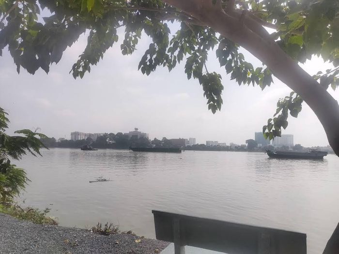 Tổ đình Long Thiền bên dòng Đồng Nai, nơi giao hòa giữa cảnh quan sông nước với những lớp trầm tích lịch sử, văn hóa và tín ngưỡng của vùng đất Biên Hòa. Ảnh: Tường Quang