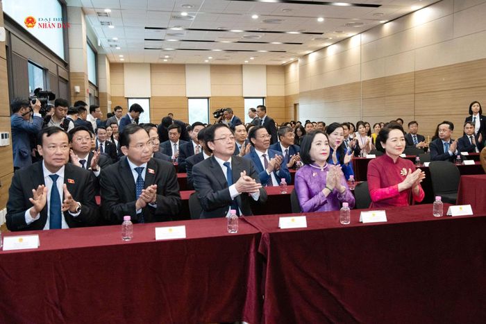 Các đại biểu dự cuộc gặp