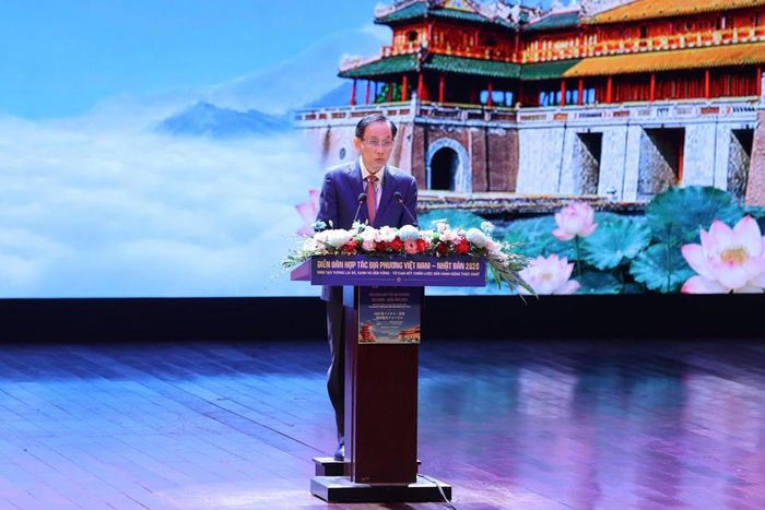 Bộ trưởng Bộ Ngoại giao Lê Hoài Trung phát biểu khai mạc diễn đàn.