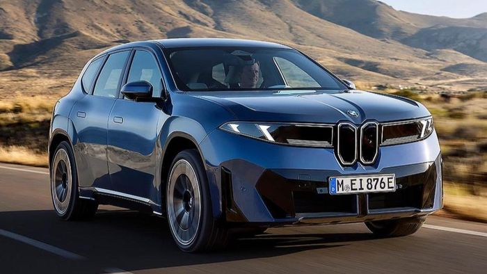Cảnh báo an toàn đối với BMW iX3. Ảnh: BMW.